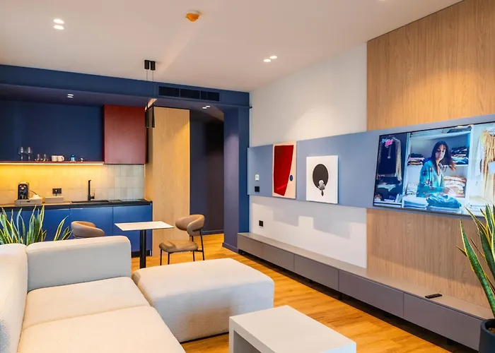 Si Aparthotel